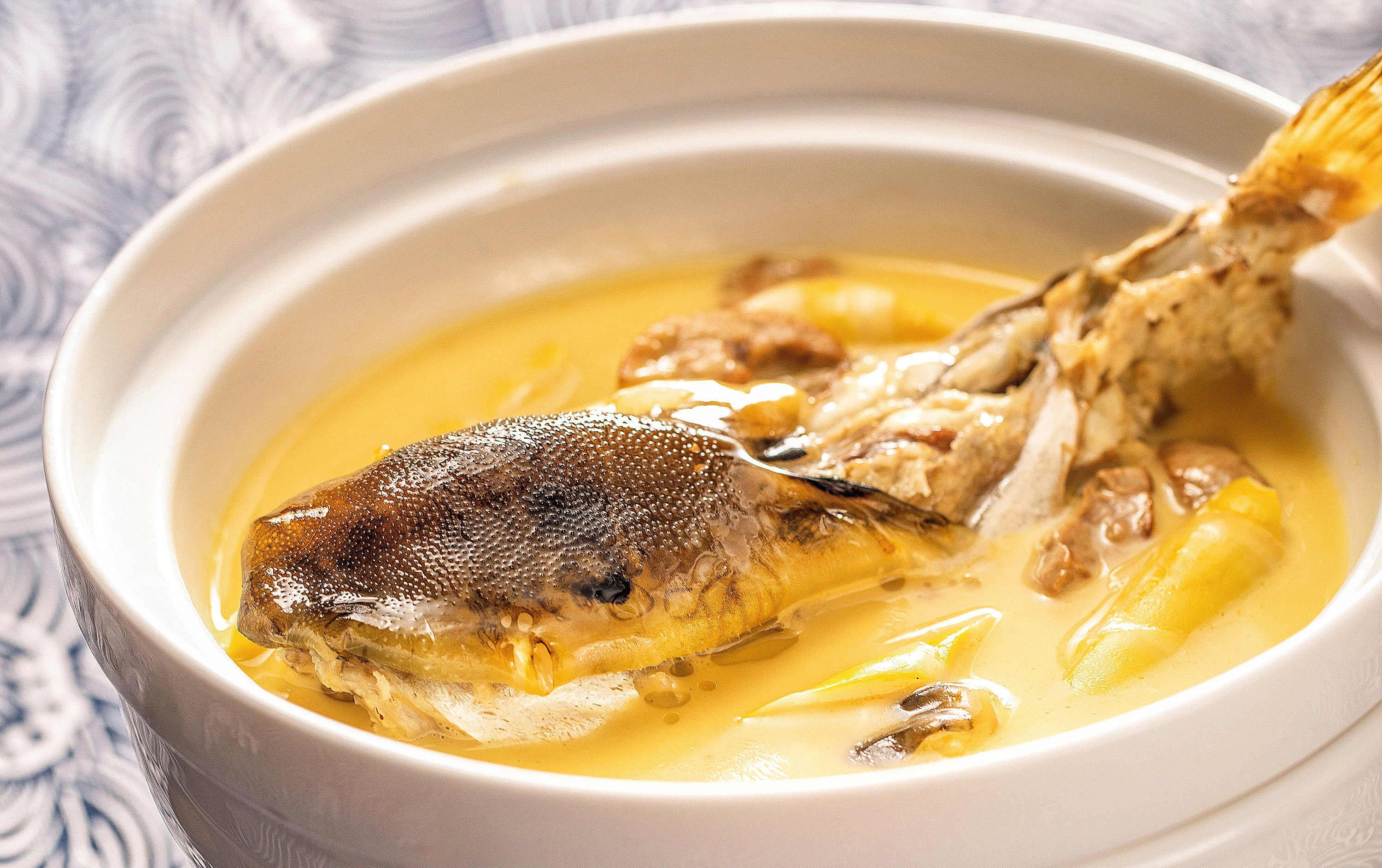 中洋鱼天下 经典白汁河豚-预制菜